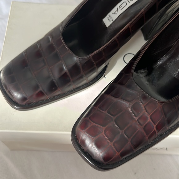 Via Spiga - Picture 2 of 9